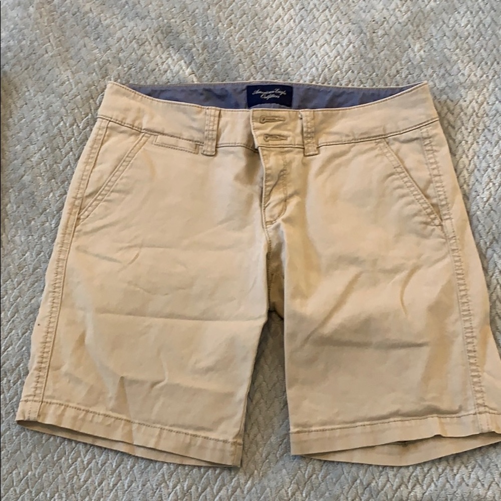 AEO khaki shorts